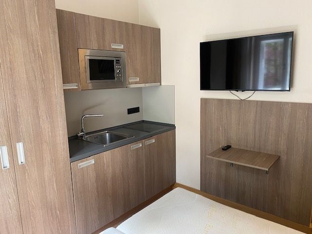 Byt 1+kk na pronájem, 18 m2 