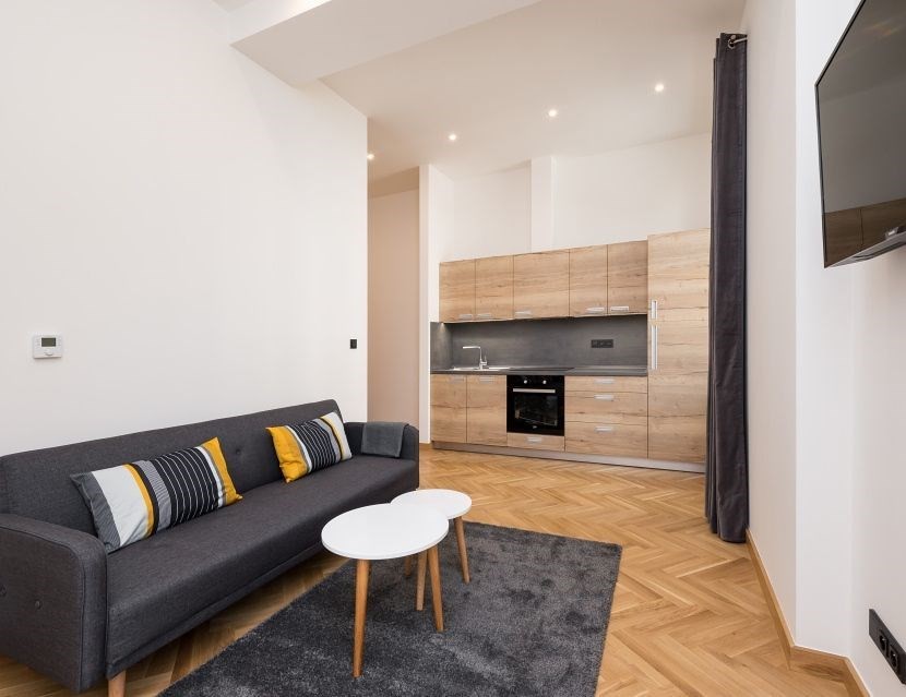 Zrekonstruovaný 2+kk, 40 m2, cihla